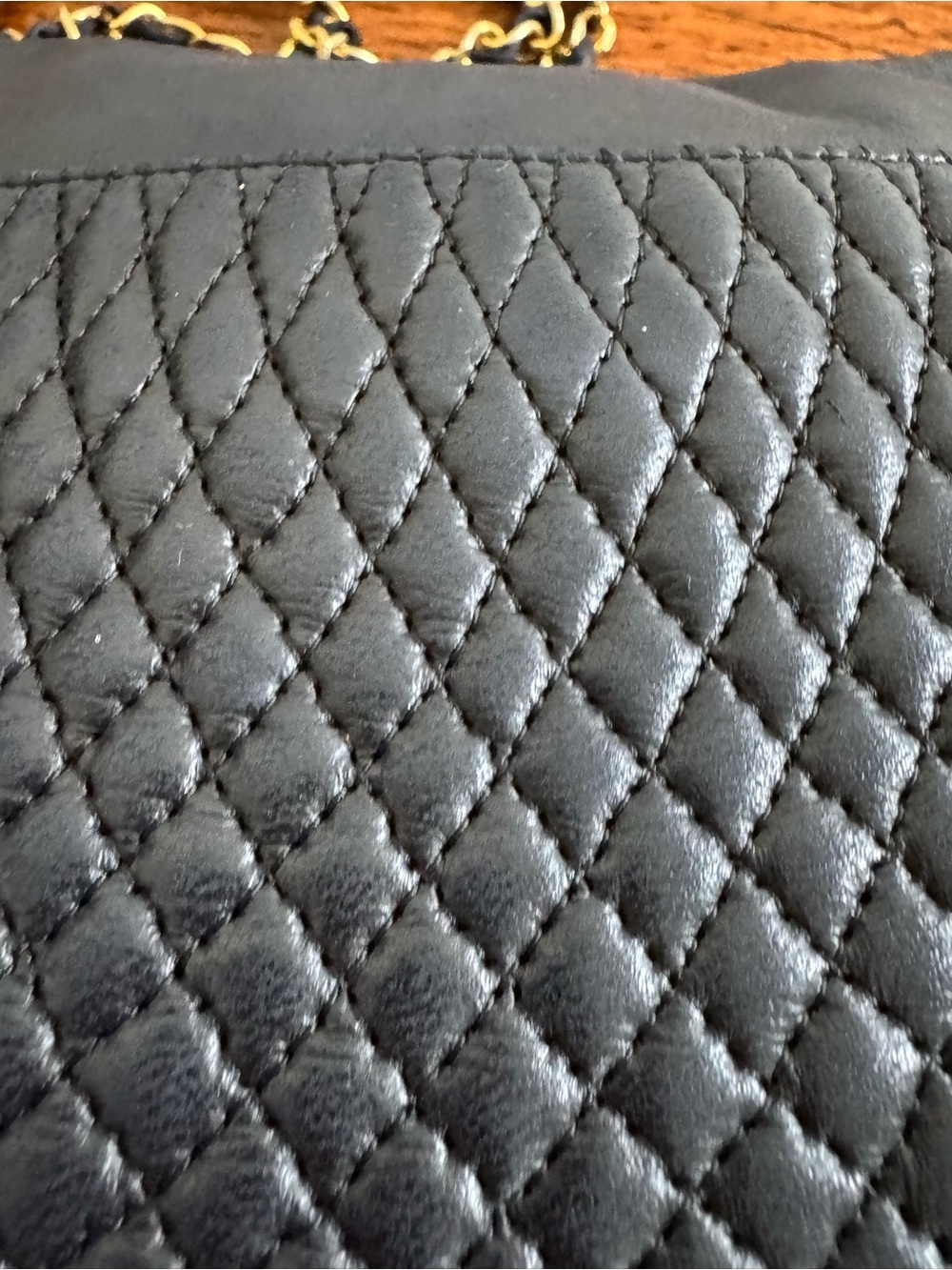 Bally Vintage Quilted Lambskin Midnight Blue Bag with Woven Chain - Picture 11 of 16